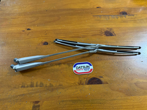 Datsun B310 Sunny Wiper Arm Pair Used