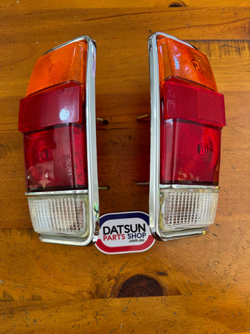 Datsun 1200 Wagon Tail Light Pair Nos Genuine Nissan