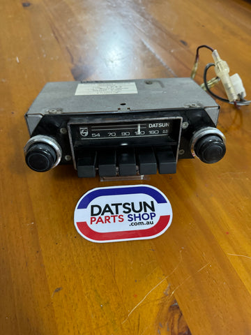 Datsun 200B 810 AM Radio Philips Used