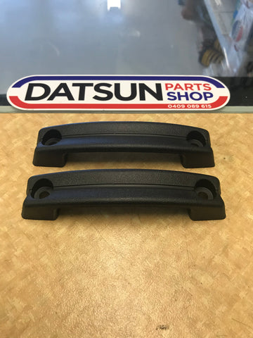 Datsun 1200 Inner Door Pull Pair Black New Genuine